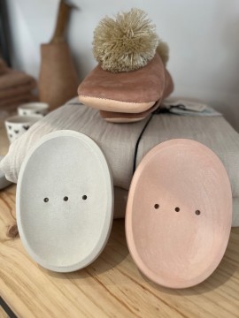 Porte-savon ovale en béton rose