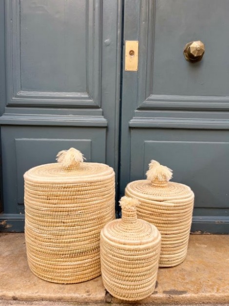 Boîte berbère avec pompon blanc Boîte berbère avec pompon blanc
