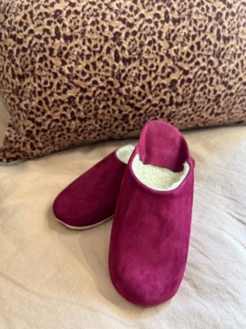 Babouches artisanales en cuir et moumoute