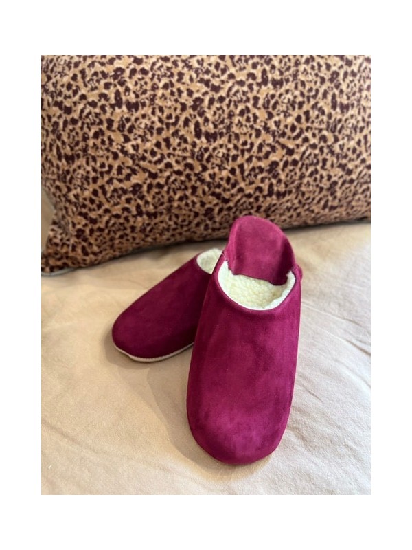 Babouches en cuir et daim fourrées moumoute maroc bordeaux