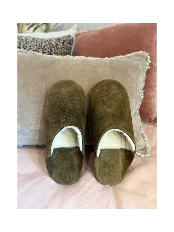 Babouches homme en cuir et moumoute kaki