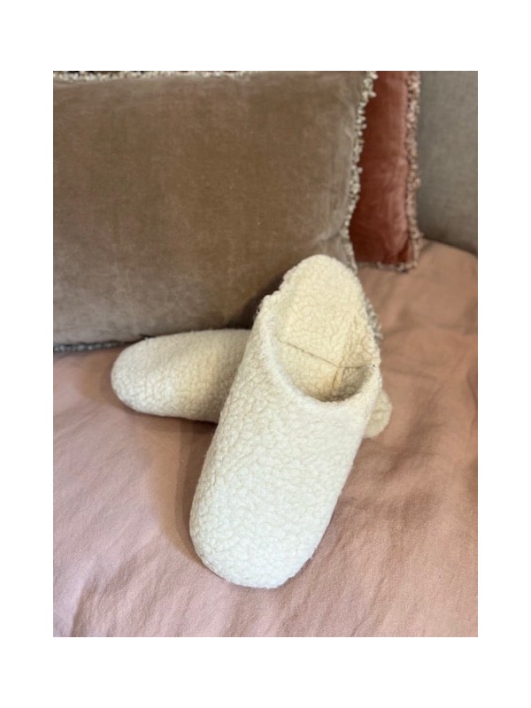 Babouches homme en cuir et moumoute crème