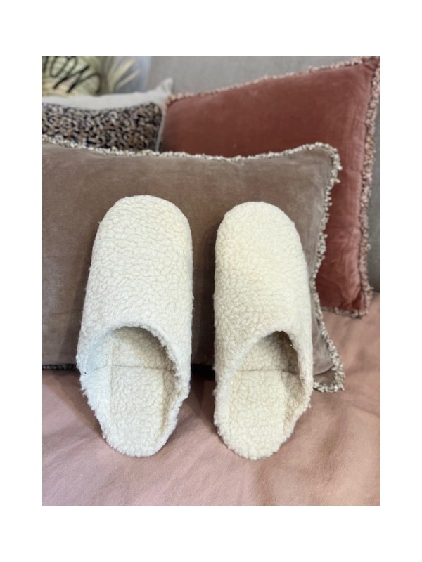 Babouches homme en cuir et moumoute crème