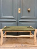 Banc artisanal en bois et corde kaki