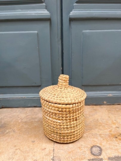 Boîte berbère artisanale en osier naturel