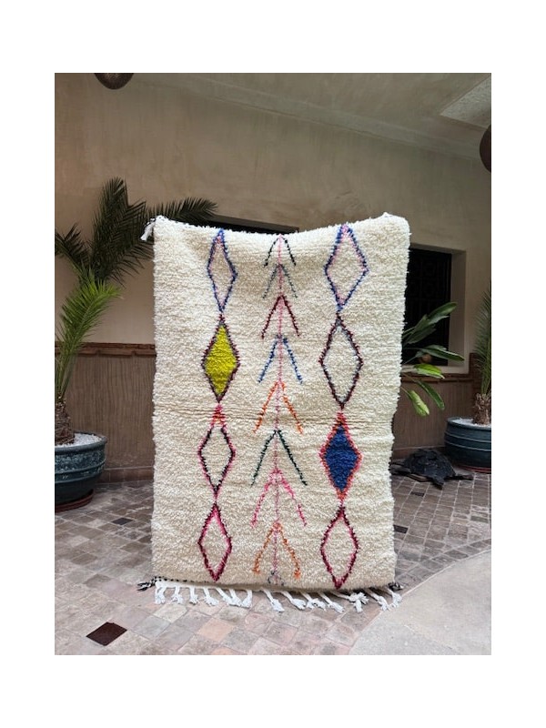 Tapis Beni Ouarain à motifs colorés – Laine naturelle ultra douce – Fait main au Maroc 143 x 100 cm