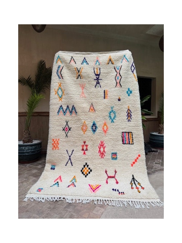 Tapis Azilal motifs colorés – Laine naturelle – Fait main au Maroc 207 x 160 cm