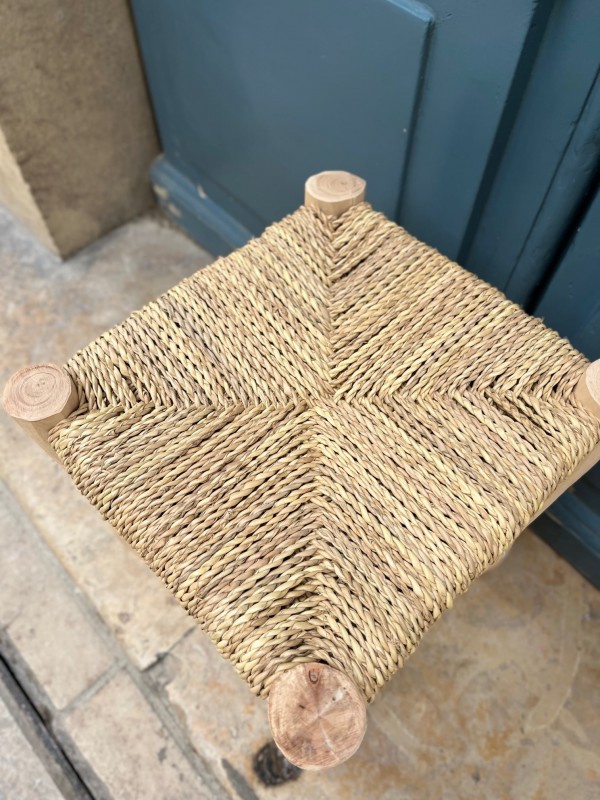 Tabouret en bois & doum 40 cm