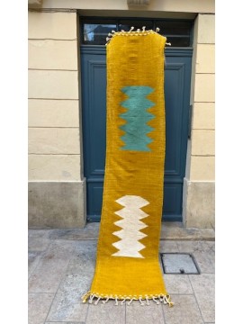 Tapis de couloir Kilim tissé à la main jaune 300x68 cm