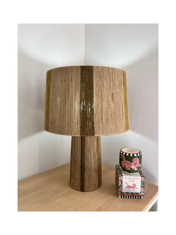 Lampe à poser Ito tissé en corde à rayure beige et vert Athezza