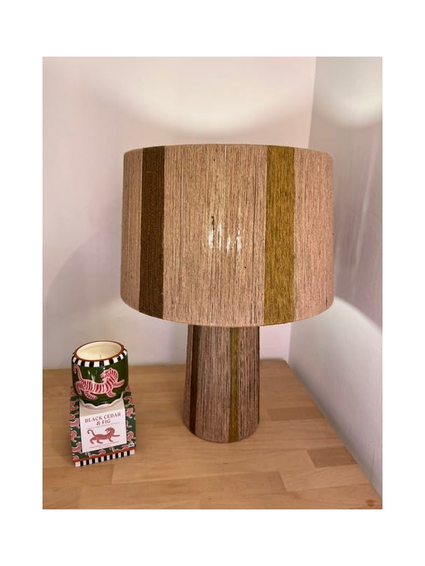 Lampe à poser Ito en corde à rayure beige et vert Athezza